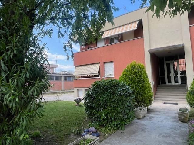 Appartamento in vendita a Nuovo Circondario Imolese, Castel San Pietro Terme
