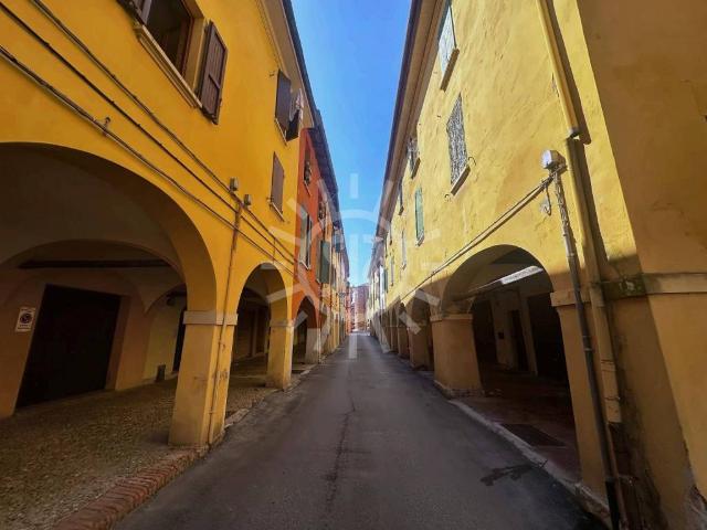 Appartamento in vendita a Castel San Pietro Terme, Bologna