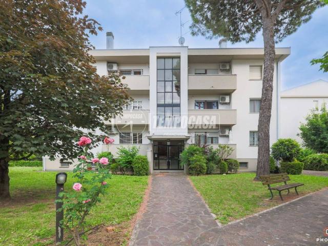 Appartamento in vendita a Nuovo Circondario Imolese, Castel San Pietro Terme