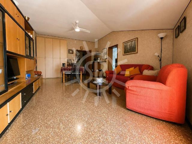 Appartamento in vendita a Nuovo Circondario Imolese, Castel San Pietro Terme