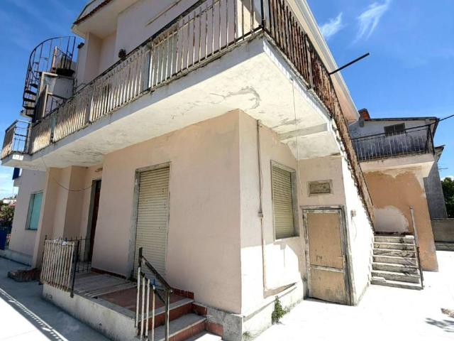 Appartamento in vendita a Baia Verde, Castel Volturno