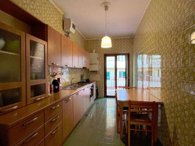 Appartamento in vendita a Castel Volturno, Campania