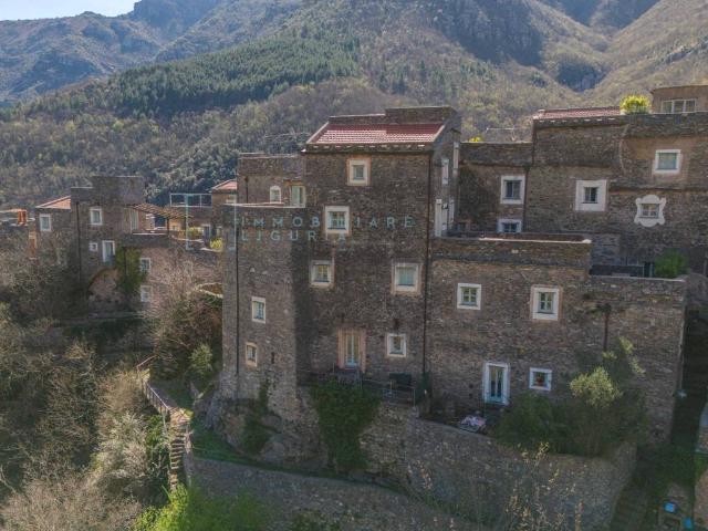 Appartamento in vendita a Castelbianco