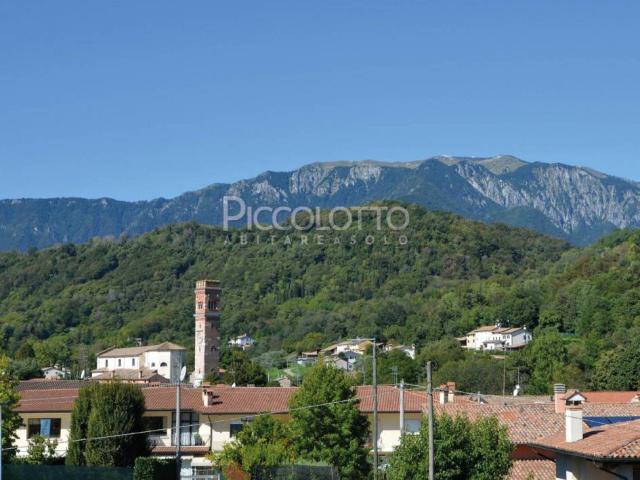 Appartamento in vendita a Pieve del Grappa, Castelcucco