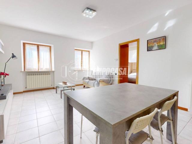 Appartamento in vendita a Sant'Agostino, Marche