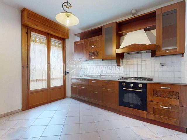 Appartamento in vendita a Cerretano, Marche