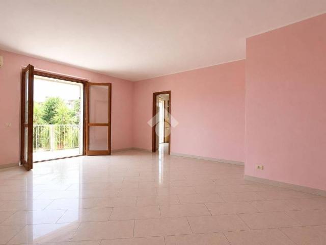 Appartamento in vendita a Via Sicilia, Marche