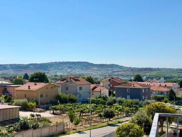Appartamento in vendita a Cerretano, Castelfidardo