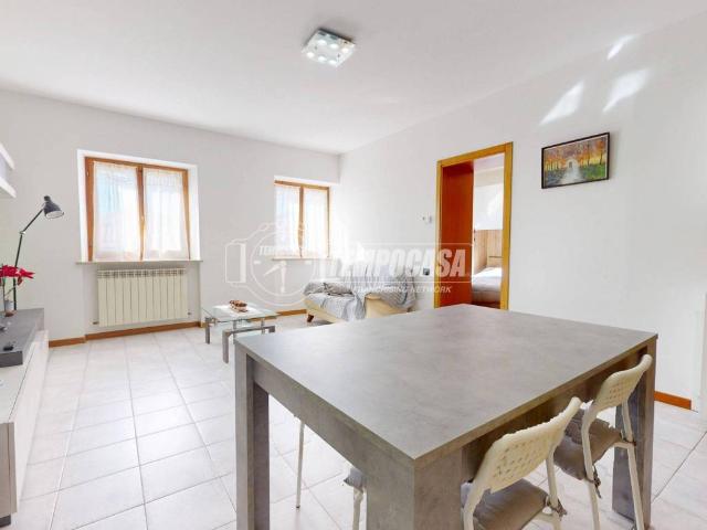 Appartamento in vendita a Sant'Agostino, Marche