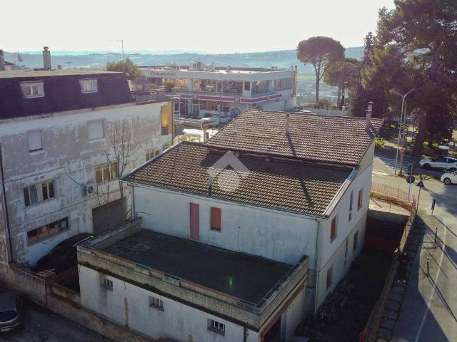 Appartamento in vendita a Sant'Agostino, Marche