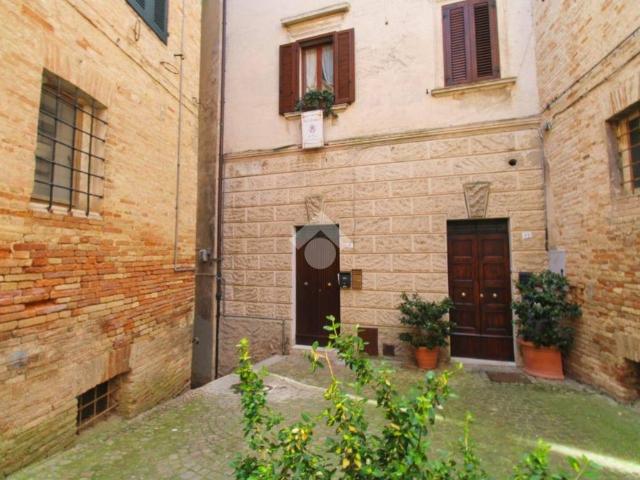 Appartamento in vendita a Sant'Agostino, Marche