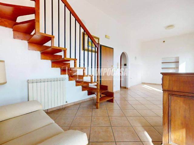 Appartamento in vendita a Figuretta, Marche