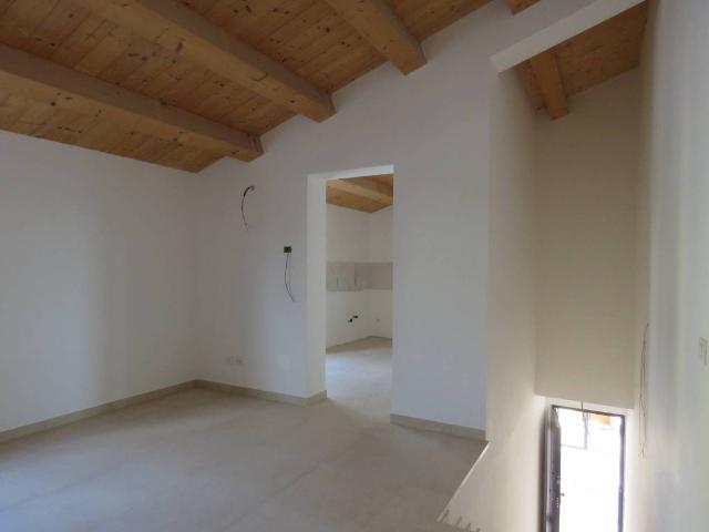 Appartamento in vendita a Sant'Agostino, Marche