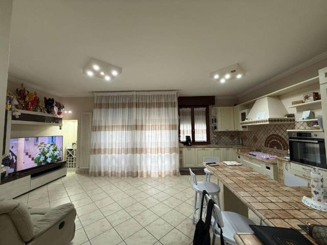 Appartamento in vendita a Unione dei comuni del Sorbara, Castelfranco Emilia