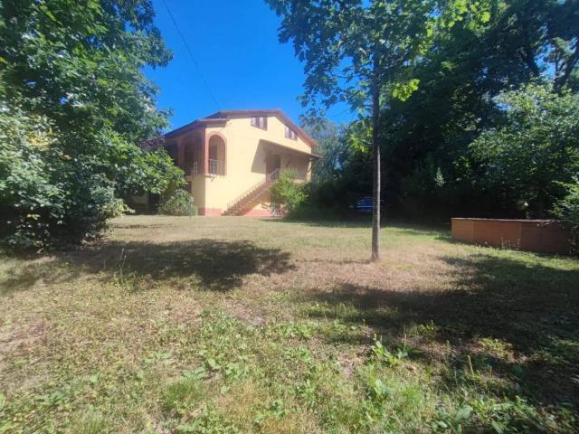 Villa Indipendente in vendita a Castelfranco Piandiscò, Toscana
