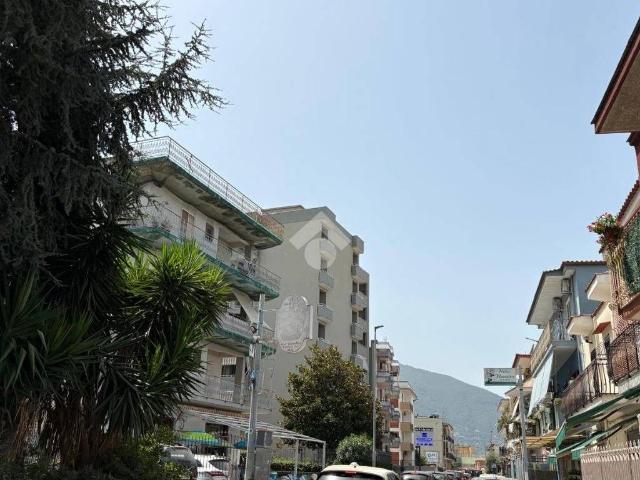 Appartamento in vendita a Pioppaino, Castellammare Di Stabia