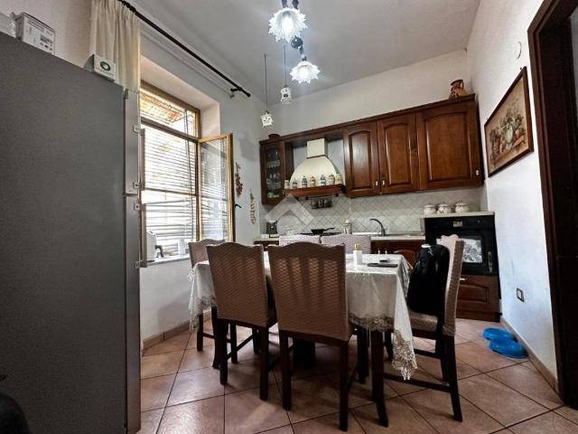 Appartamento in vendita a Caporivo, Castellammare Di Stabia