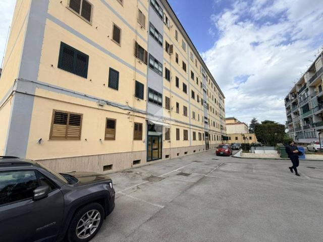 Appartamento in vendita a Pioppaino, Castellammare Di Stabia