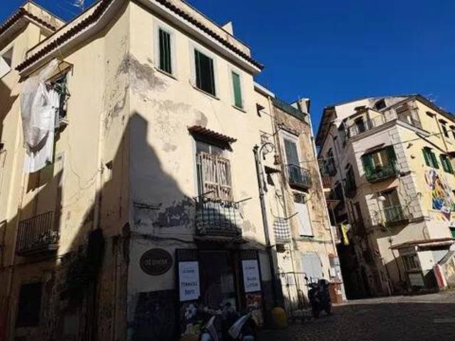 Appartamento in vendita a Caporivo, Castellammare Di Stabia