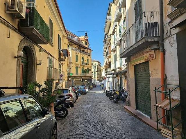 Appartamento in vendita a Caporivo, Castellammare Di Stabia