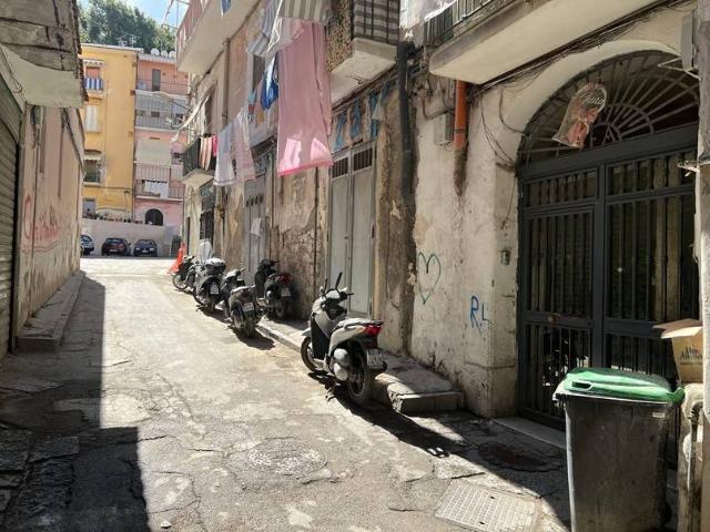 Appartamento in vendita a Caporivo, Castellammare Di Stabia
