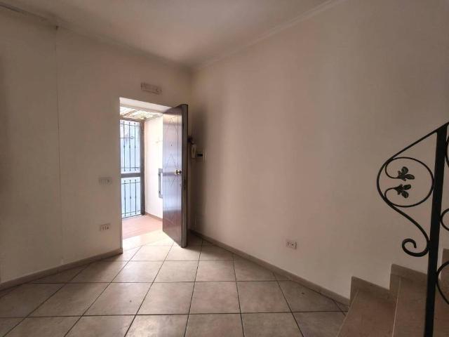 Appartamento in vendita a Caporivo, Castellammare Di Stabia