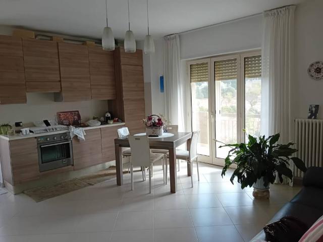 Appartamento in vendita a Puglia, Bari