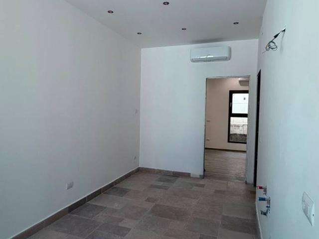 Appartamento in vendita a Puglia, Bari