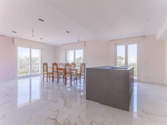 Villa Indipendente in vendita a Puglia, Bari
