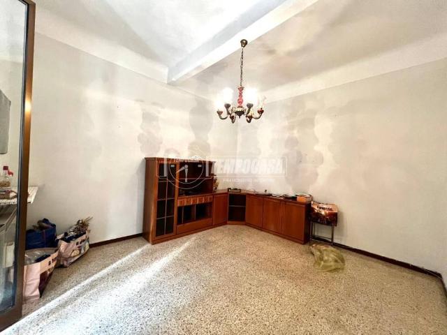 Appartamento in vendita a Castegnate, Castellanza