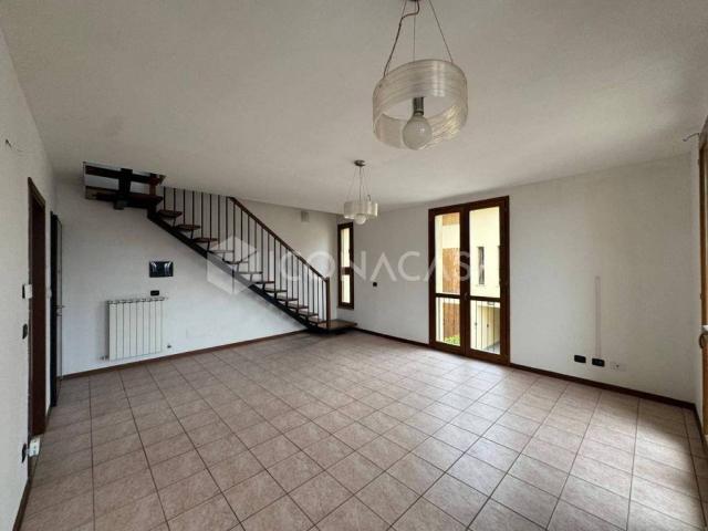 Appartamento in vendita a Tresinaro - Secchia, Re