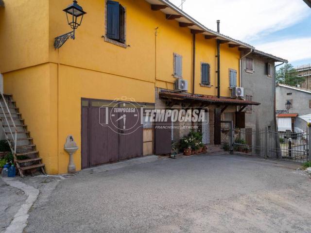 Appartamento in vendita a Tresinaro - Secchia, Re