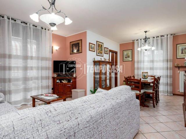 Appartamento in vendita a Tresinaro - Secchia, Re