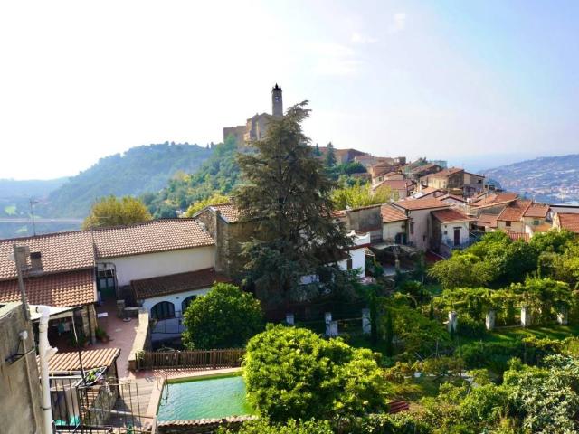 Appartamento in vendita a Castellaro, Provincia di Imperia