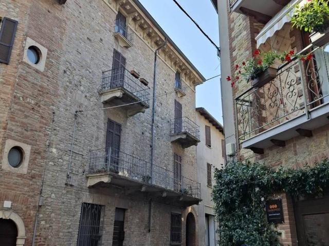 Appartamento in vendita a Castell'arquato, Reggio Emilia