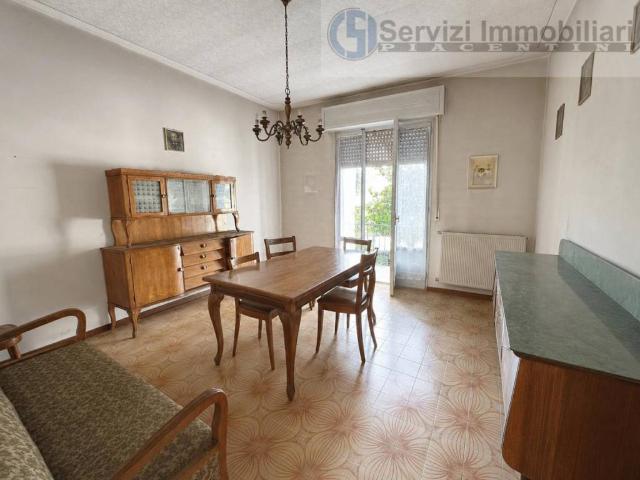 Appartamento in vendita a Castell'arquato, Reggio Emilia