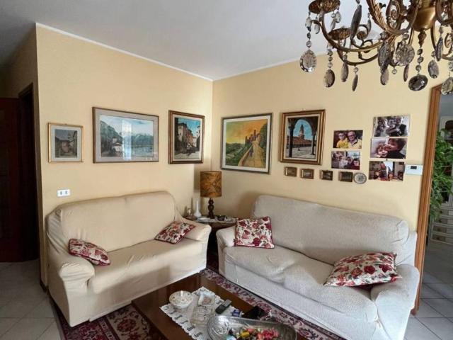 Appartamento in vendita a Castell'arquato, Reggio Emilia