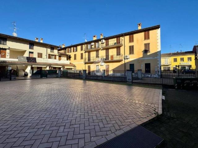 Appartamento in vendita a Castelleone, Lombardia