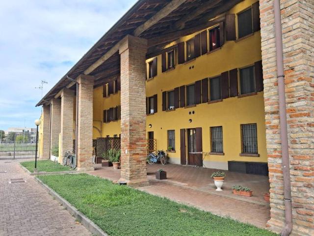 Appartamento in vendita a Castelleone, Cremona