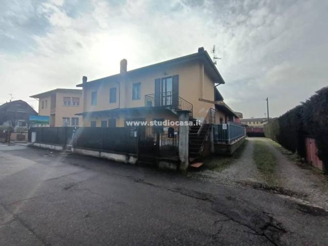 Appartamento in vendita a Castelleone, Lombardia