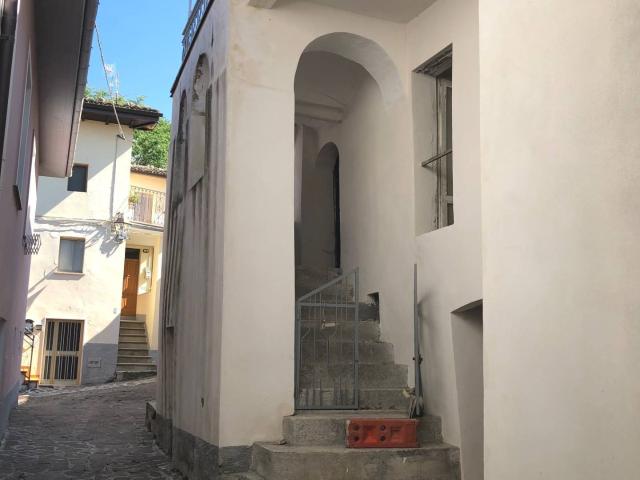 Appartamento in vendita a Castelli, Abruzzo