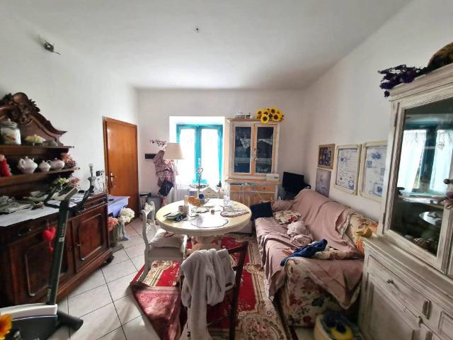 Appartamento in vendita a Castellina Marittima, Toscana