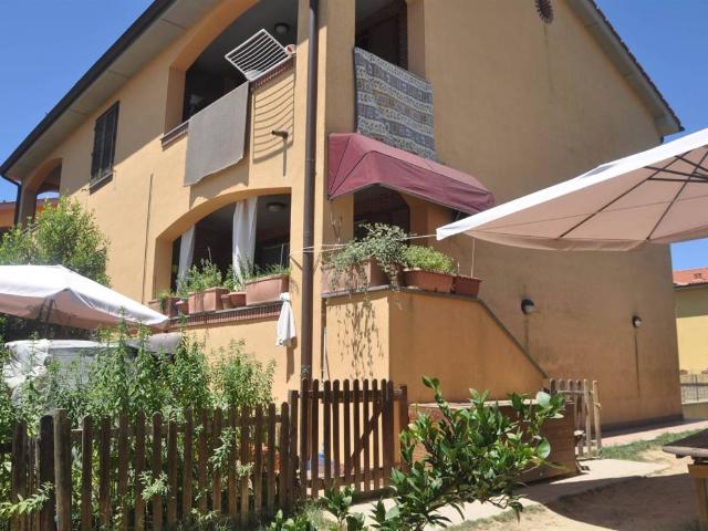Appartamento in vendita a Le Badie, Castellina Marittima