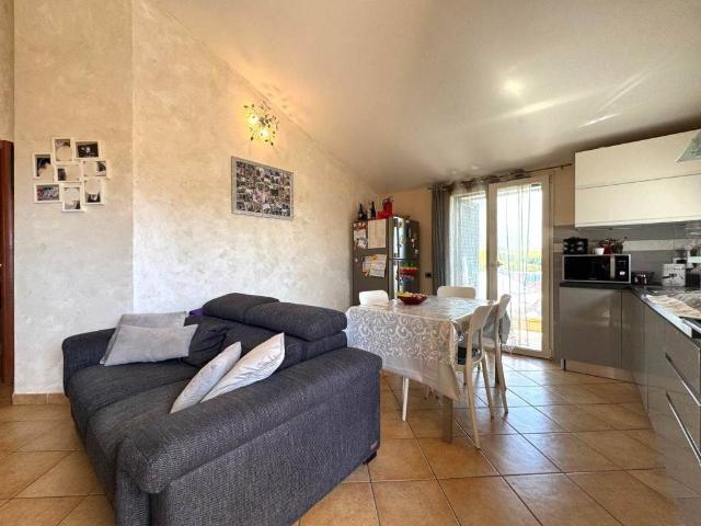 Appartamento in vendita a Le Badie, Castellina Marittima