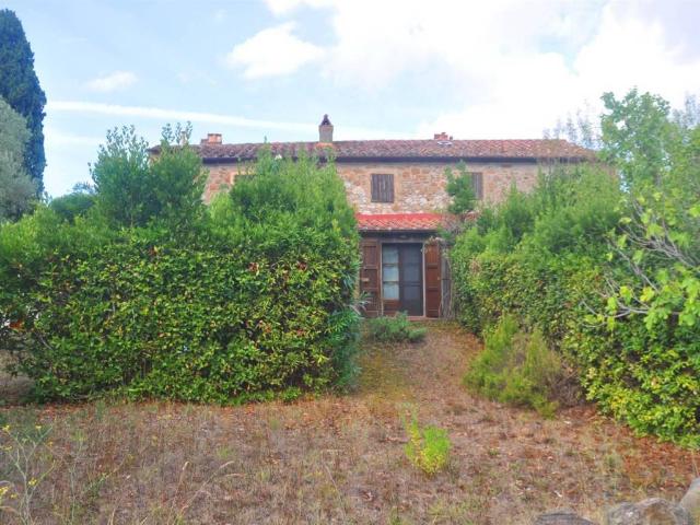 Rustico in vendita a Castellina Marittima, Toscana
