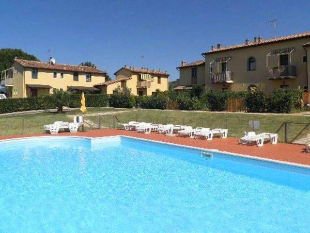 Appartamento in vendita a Le Badie, Castellina Marittima