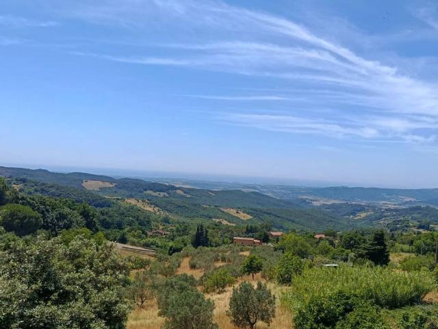 Appartamento in vendita a Castellina Marittima, Toscana