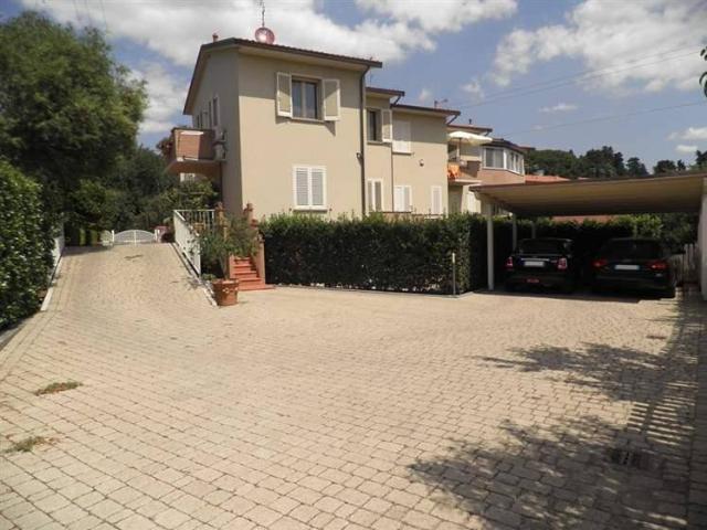 Appartamento in vendita a Le Badie, Castellina Marittima
