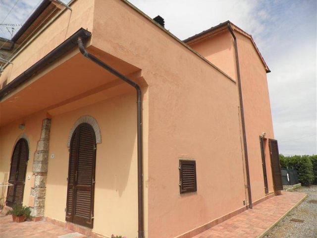 Appartamento in vendita a Castellina Marittima, Toscana
