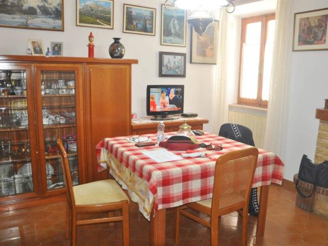 Appartamento in vendita a Castellina Marittima, Toscana